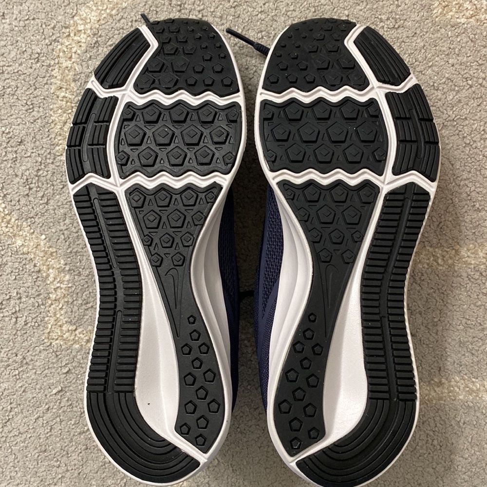 NIKE DOWNSHIFTER 9 (GS) NWT - Picture 3 of 11